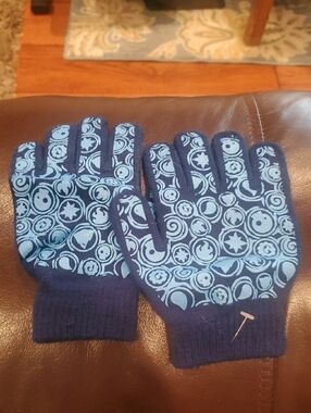 Blue Patterned Grip Gloves
